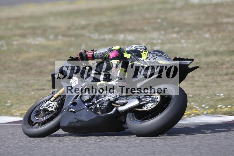 /37 09.08.2026  Pluess Motosport ADR/Freies Fahren/587